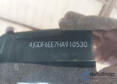 2017 Mercedes-Benz Gls 450 4Matic z USA, uszkodzony, nr VIN 4JGDF6EE7HA910530